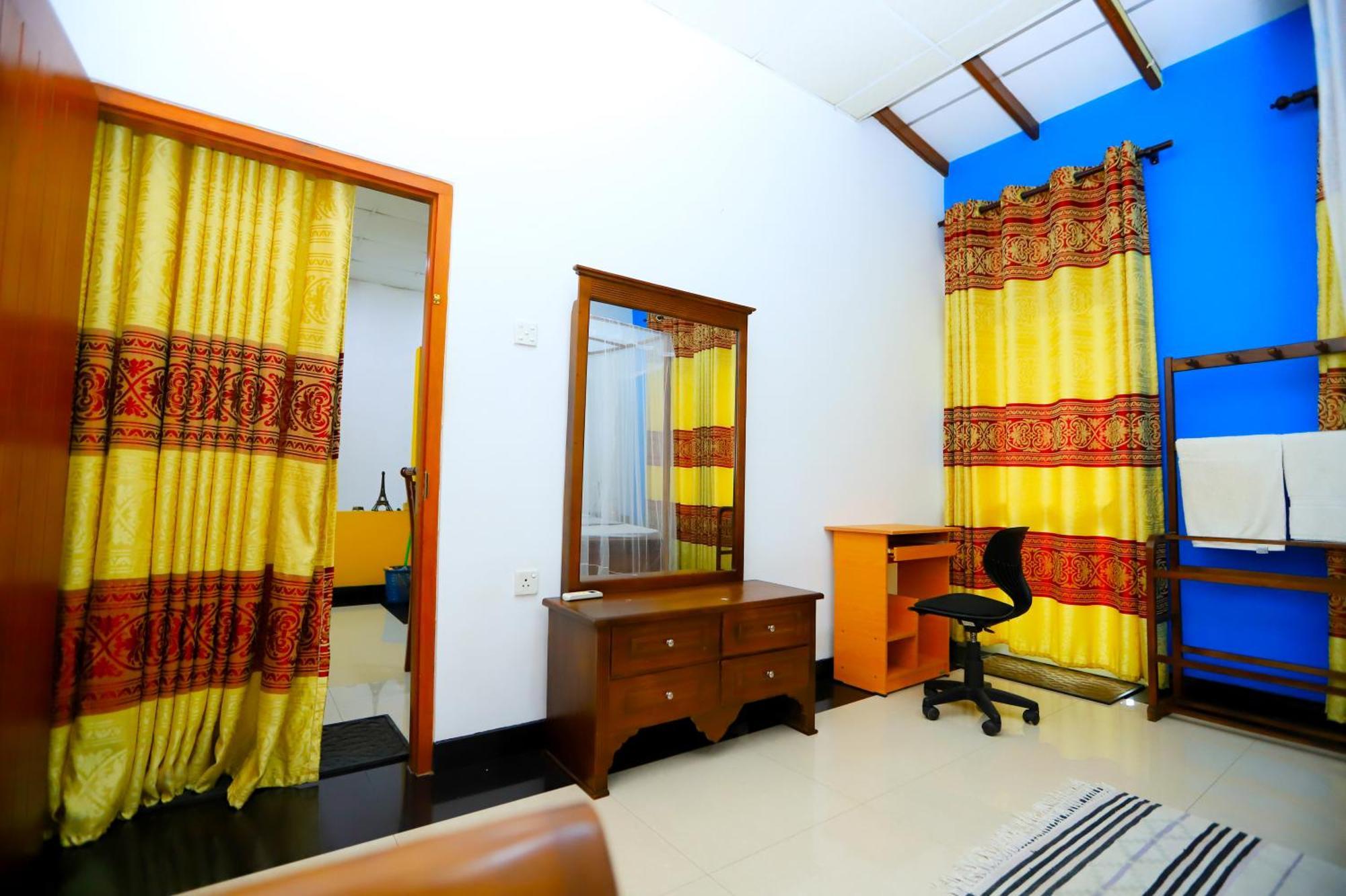 Villa Surendra Weligama Exterior photo
