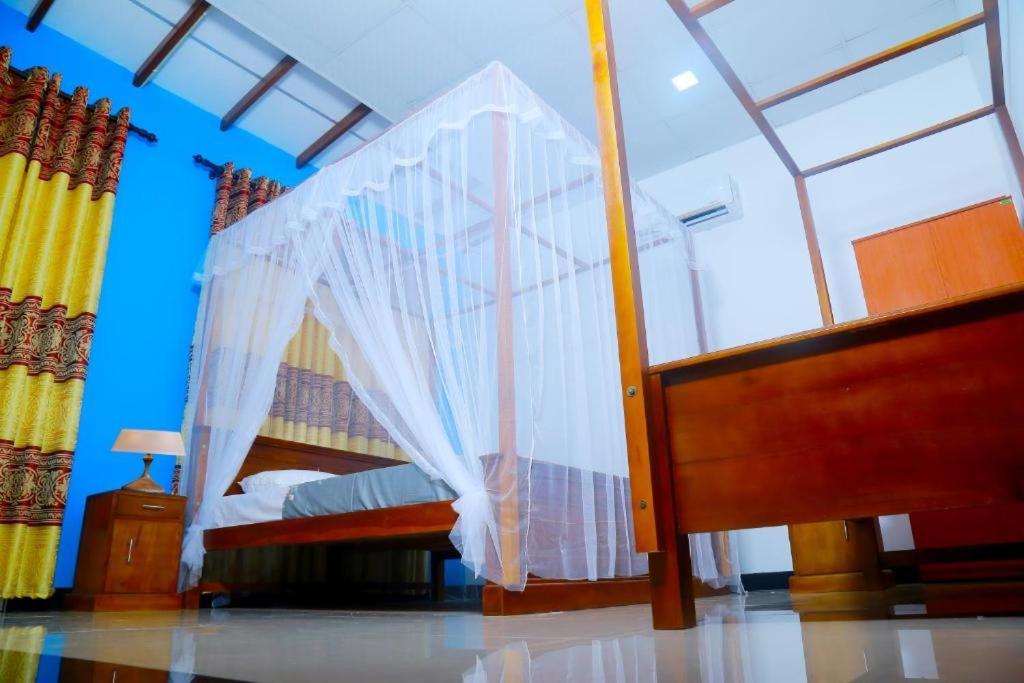 Villa Surendra Weligama Exterior photo